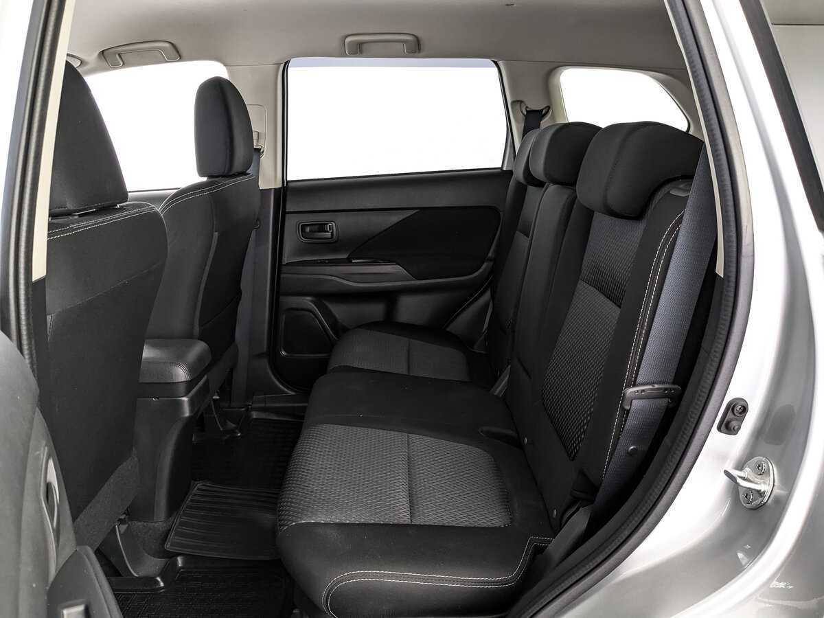 Mitsubishi Outlander, 2015 Фото №14