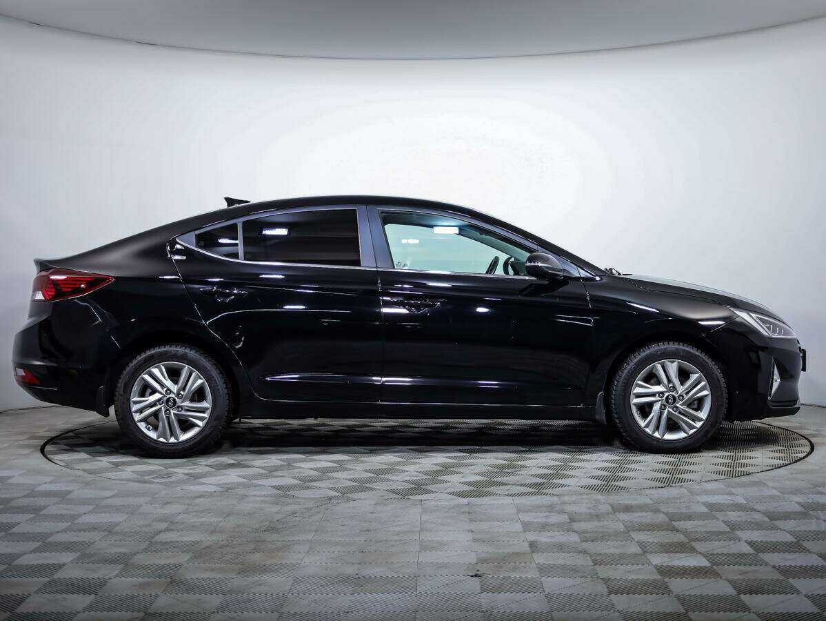 Hyundai Elantra, 2019 Фото №3