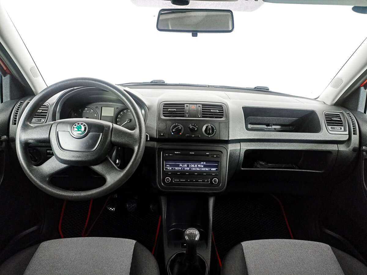 Skoda Fabia, 2012 Фото №11