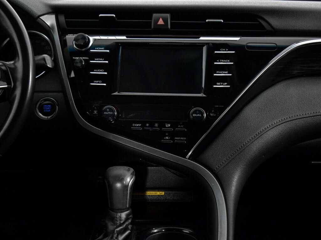 Toyota Camry, 2018 Фото №13