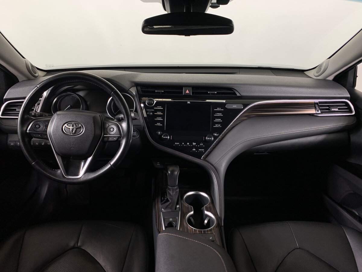 Toyota Camry, 2018 Фото №12