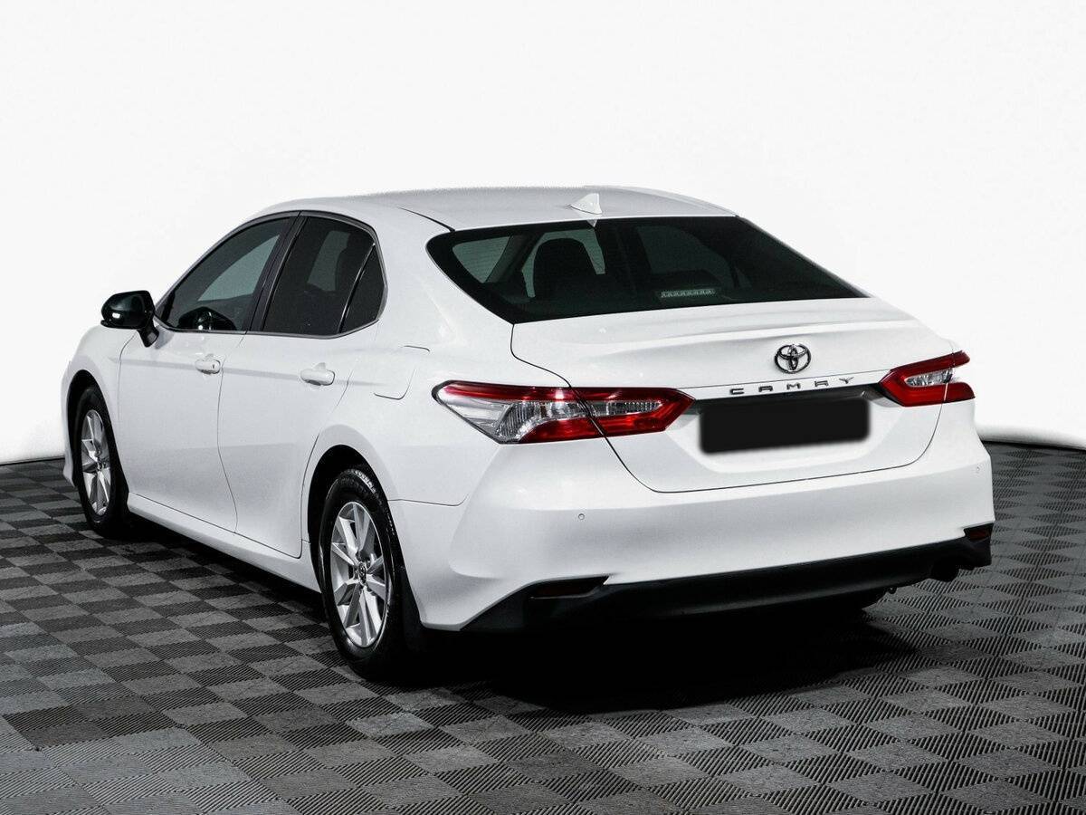 Toyota Camry, 2018 Фото №7