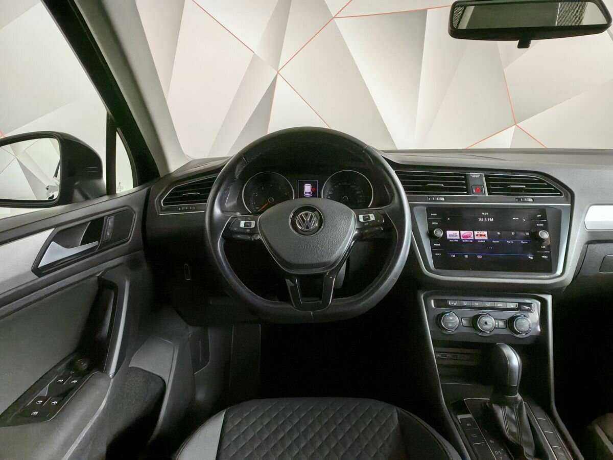 Volkswagen Tiguan, 2020 Фото №15