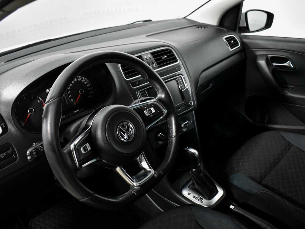 Volkswagen Polo, 2019 Фото №9