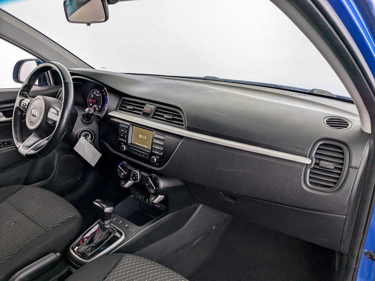 Kia Rio X-Line, 2020 Фото №11