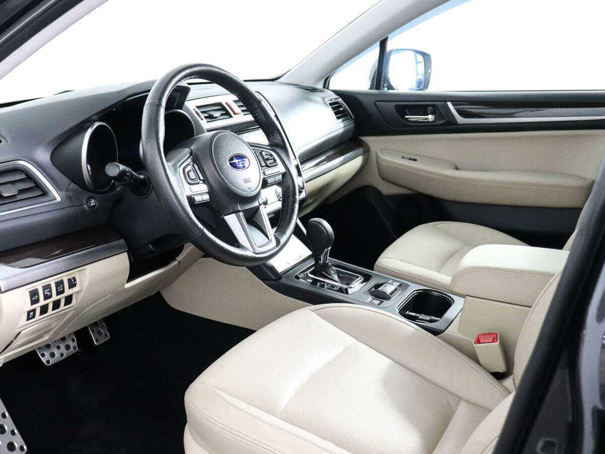 Subaru Outback, 2017 Фото №8