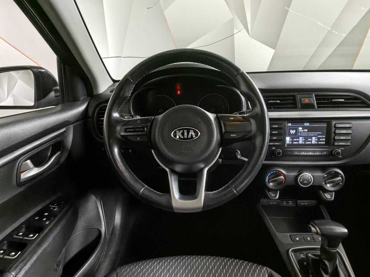 Kia Rio, 2017 Фото №15