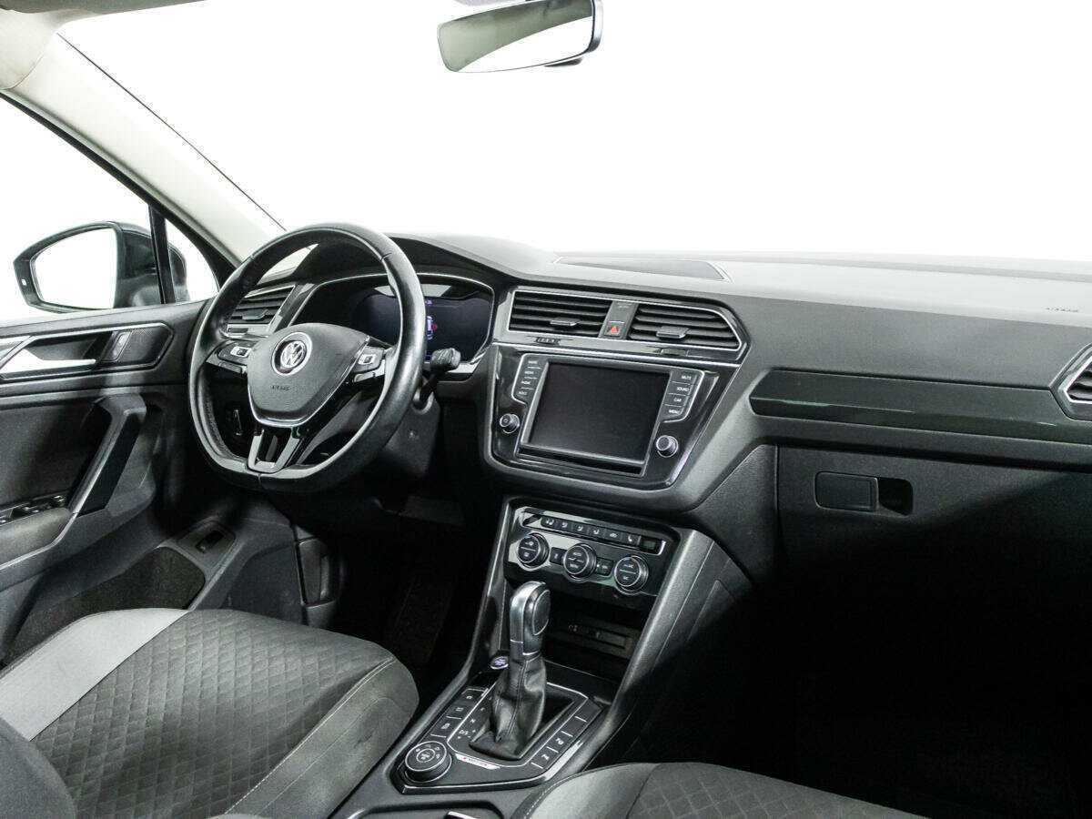Volkswagen Tiguan, 2017 Фото №9