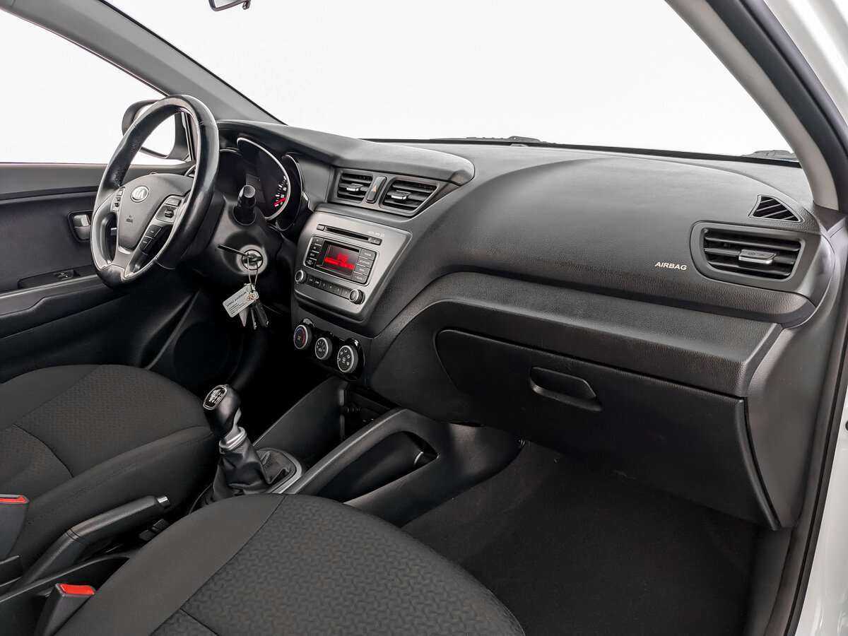 Kia Rio, 2016 Фото №9