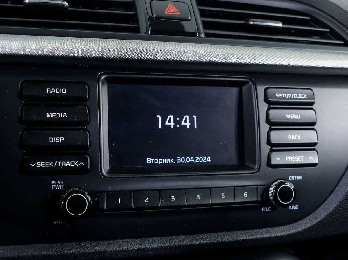 Kia Rio, 2017 Фото №13