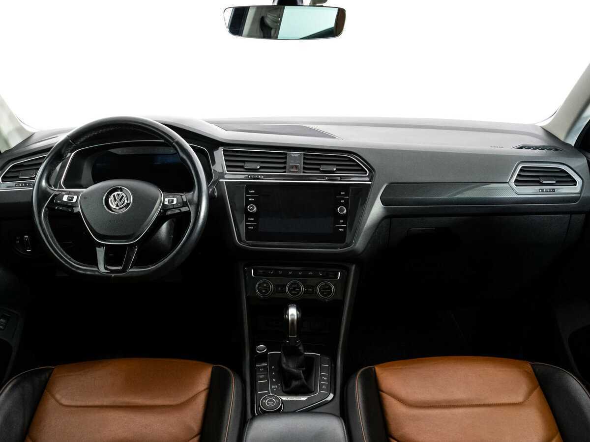 Volkswagen Tiguan, 2018 Фото №10