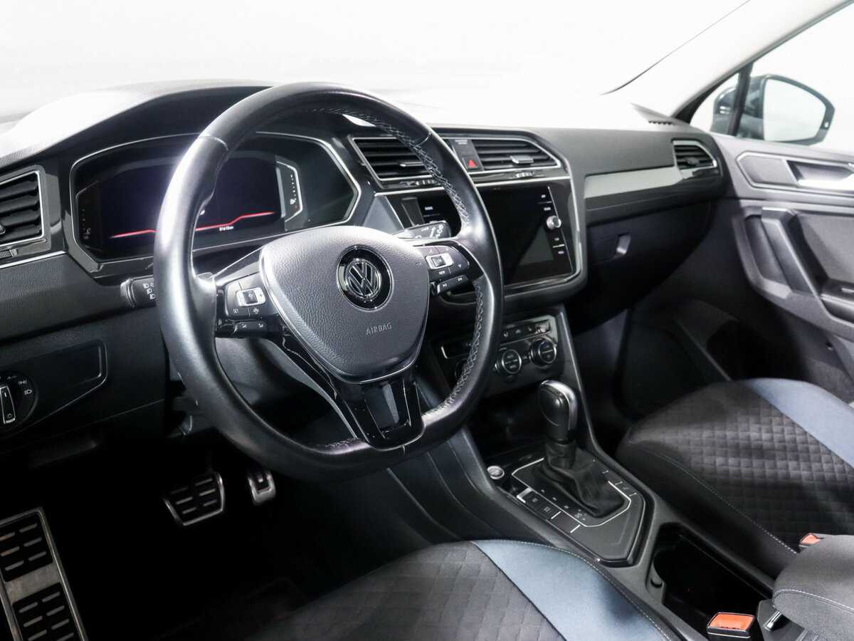 Volkswagen Tiguan, 2020 Фото №11