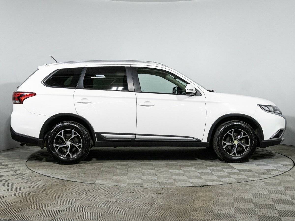 Mitsubishi Outlander, 2016 Фото №4