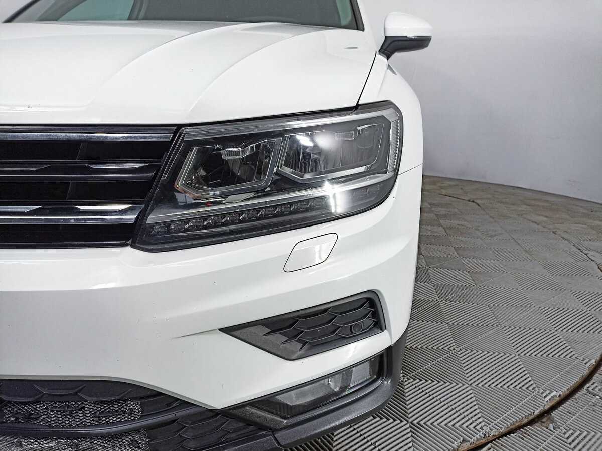Volkswagen Tiguan, 2018 Фото №15