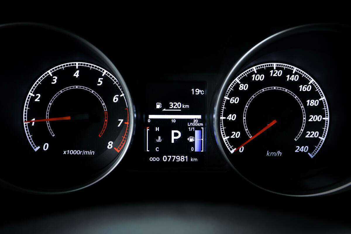 Mitsubishi ASX, 2012 Фото №10