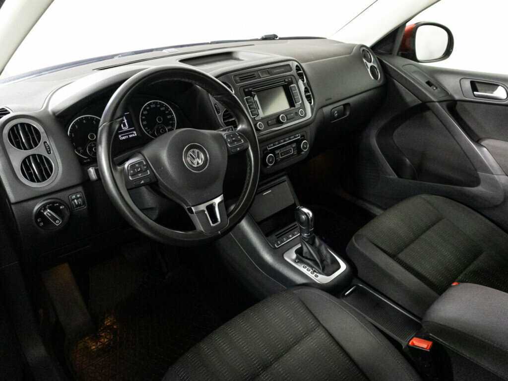 Volkswagen Tiguan, 2012 Фото №11