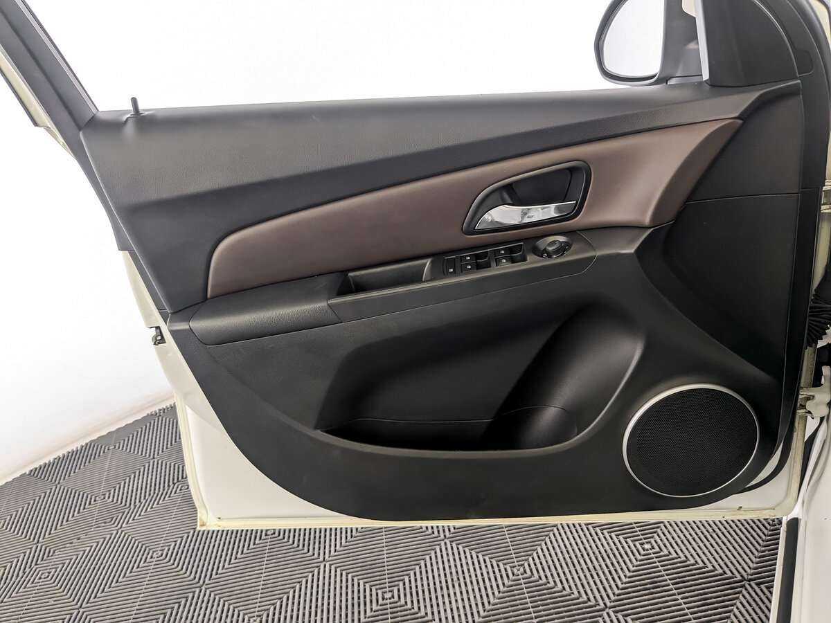 Chevrolet Cruze, 2014 Фото №15