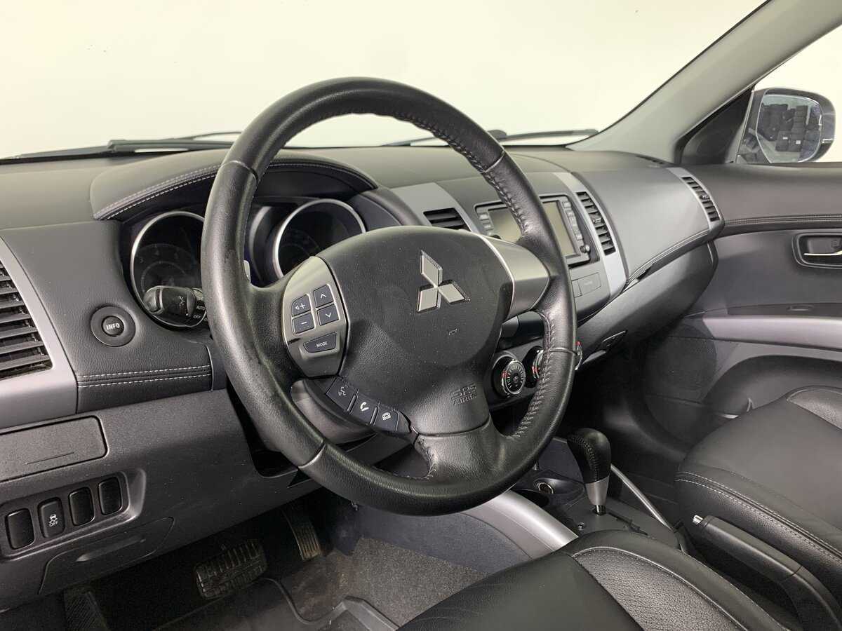 Mitsubishi Outlander, 2012 Фото №12