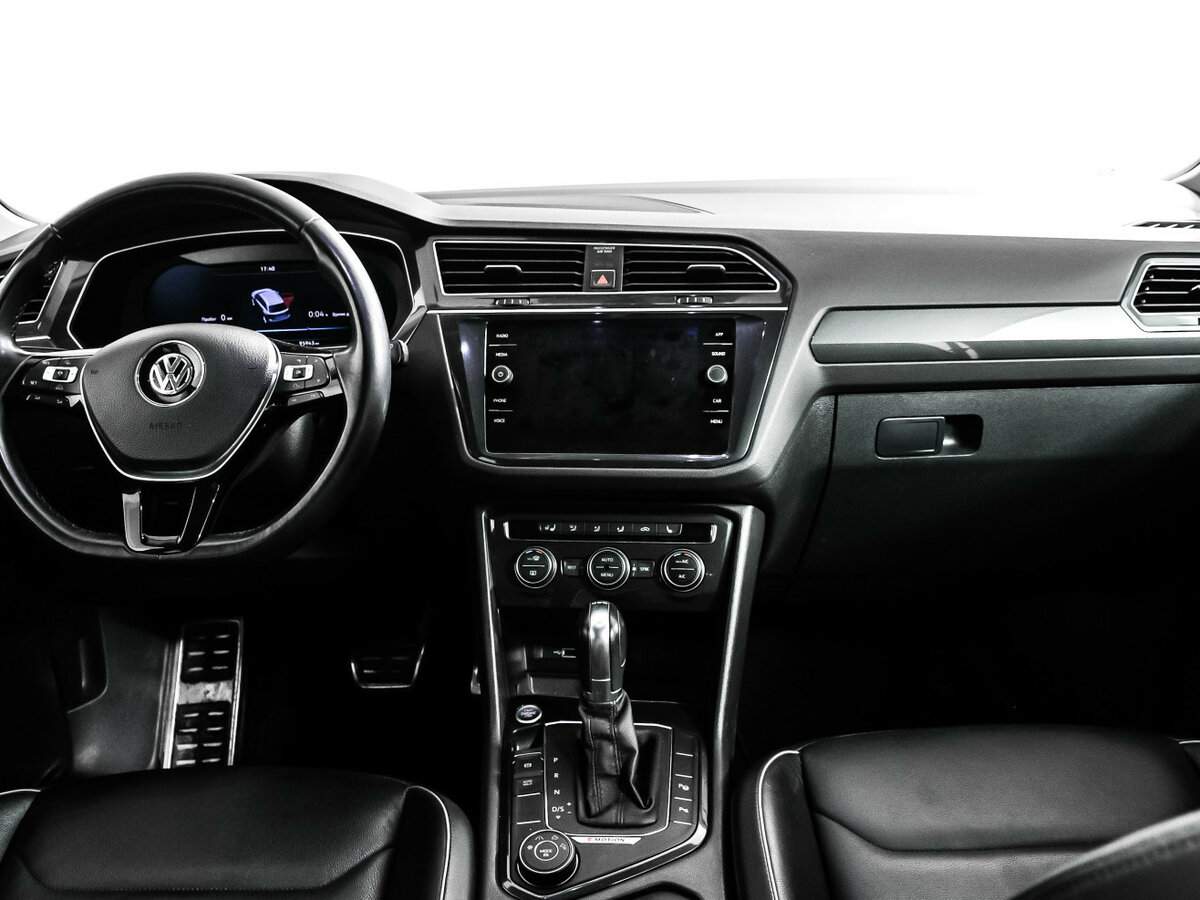 Volkswagen Tiguan, 2018 Фото №11