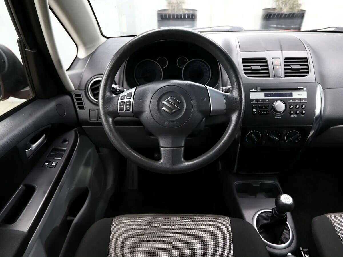 Suzuki SX4, 2013 Фото №11