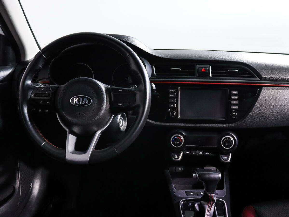 Kia Rio X-Line, 2019 Фото №10