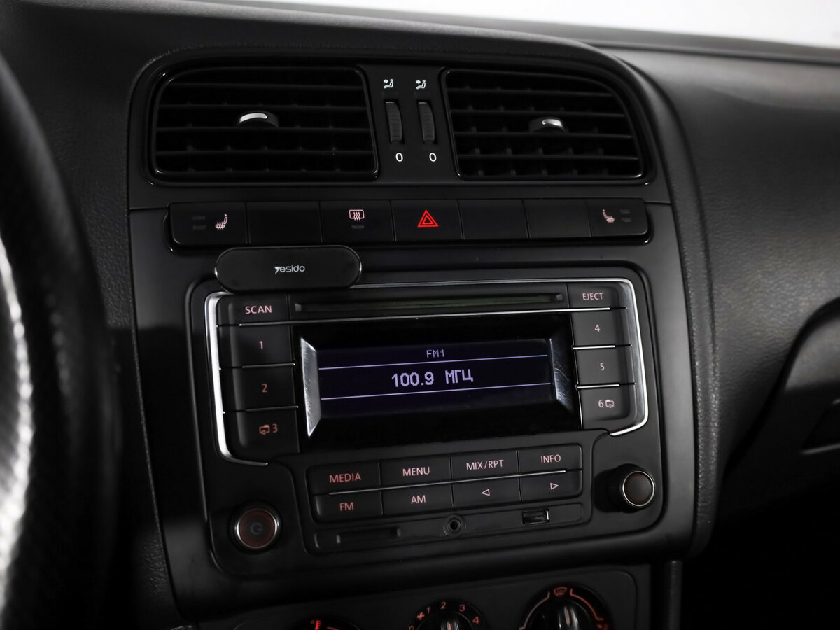 Volkswagen Polo V, 2013 Фото №11