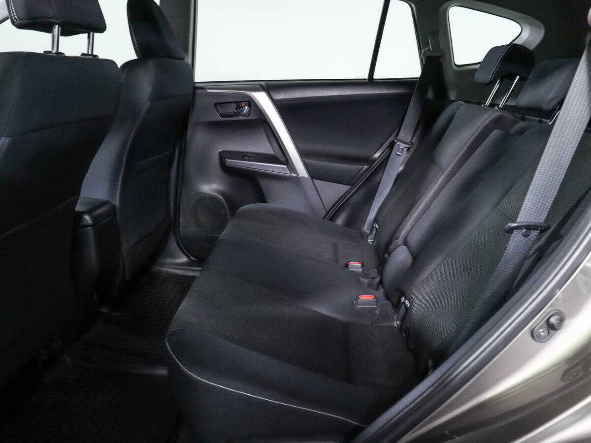 Toyota RAV4, 2016 Фото №10