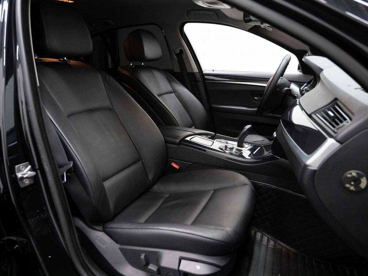 BMW 5 серии 528i, 2012 Фото №11