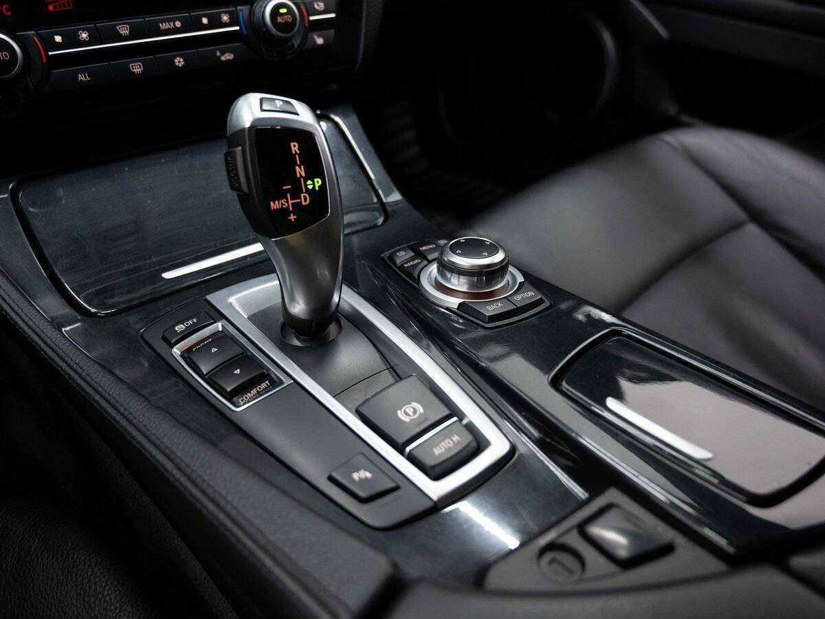 BMW 5 серии 528i, 2012 Фото №20