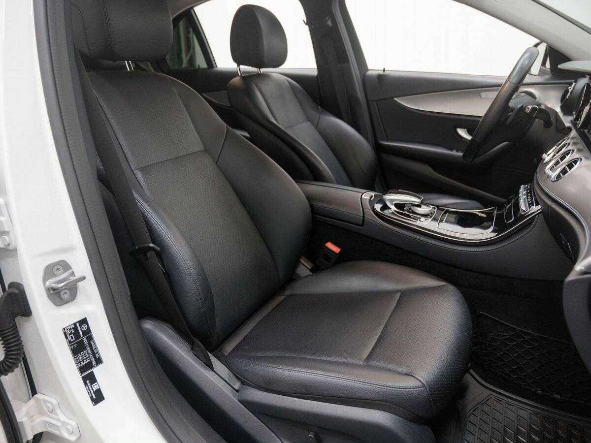 Mercedes-Benz E-Класс 200, 2017 Фото №10