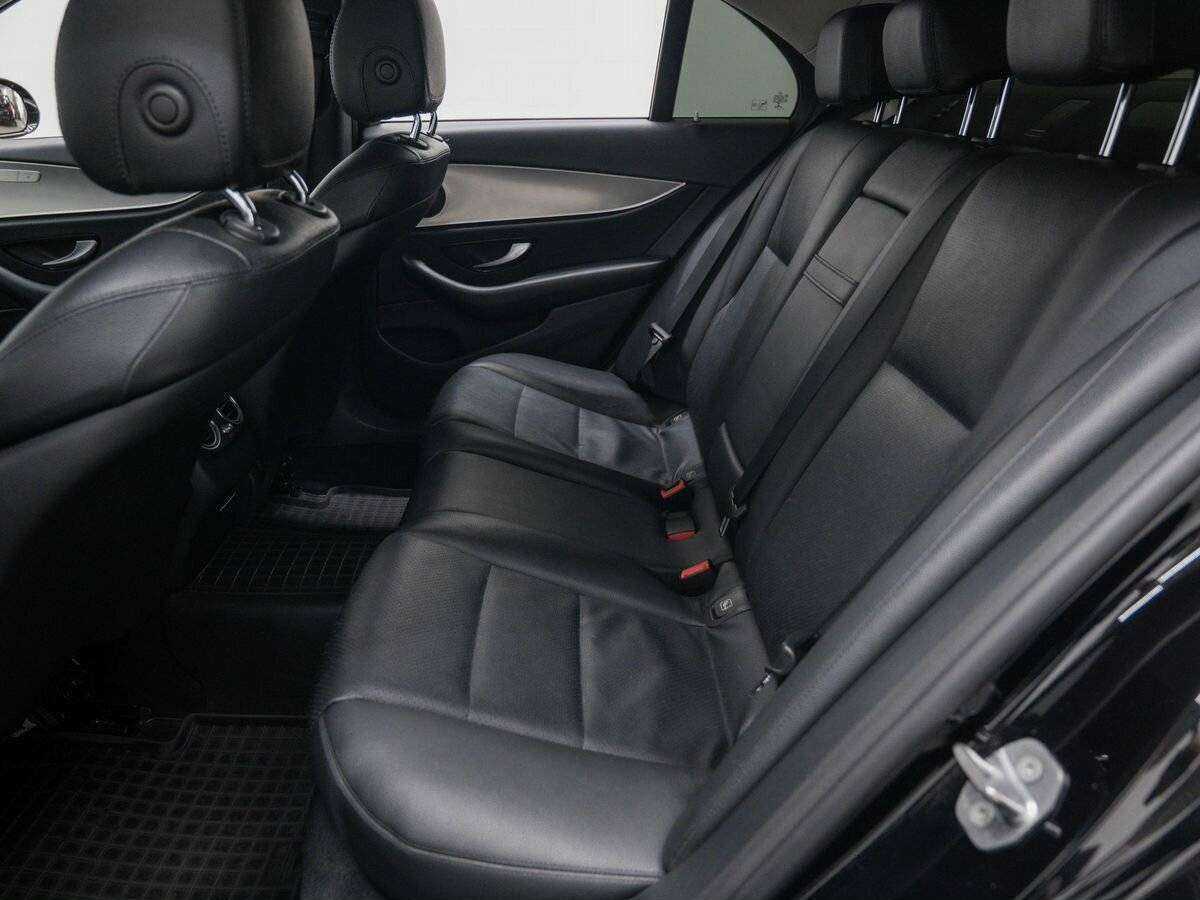 Mercedes-Benz E-Класс 200, 2017 Фото №12