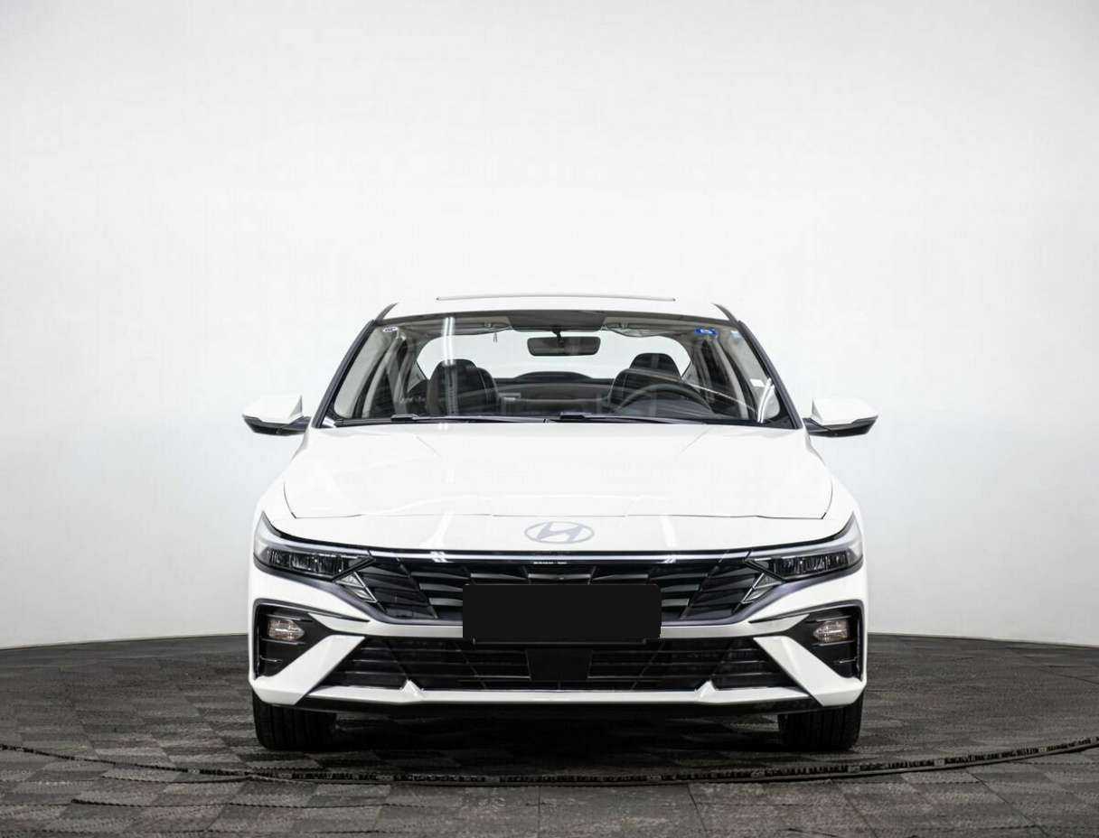 Hyundai Elantra, 2023 - 886 км. | Фото №2