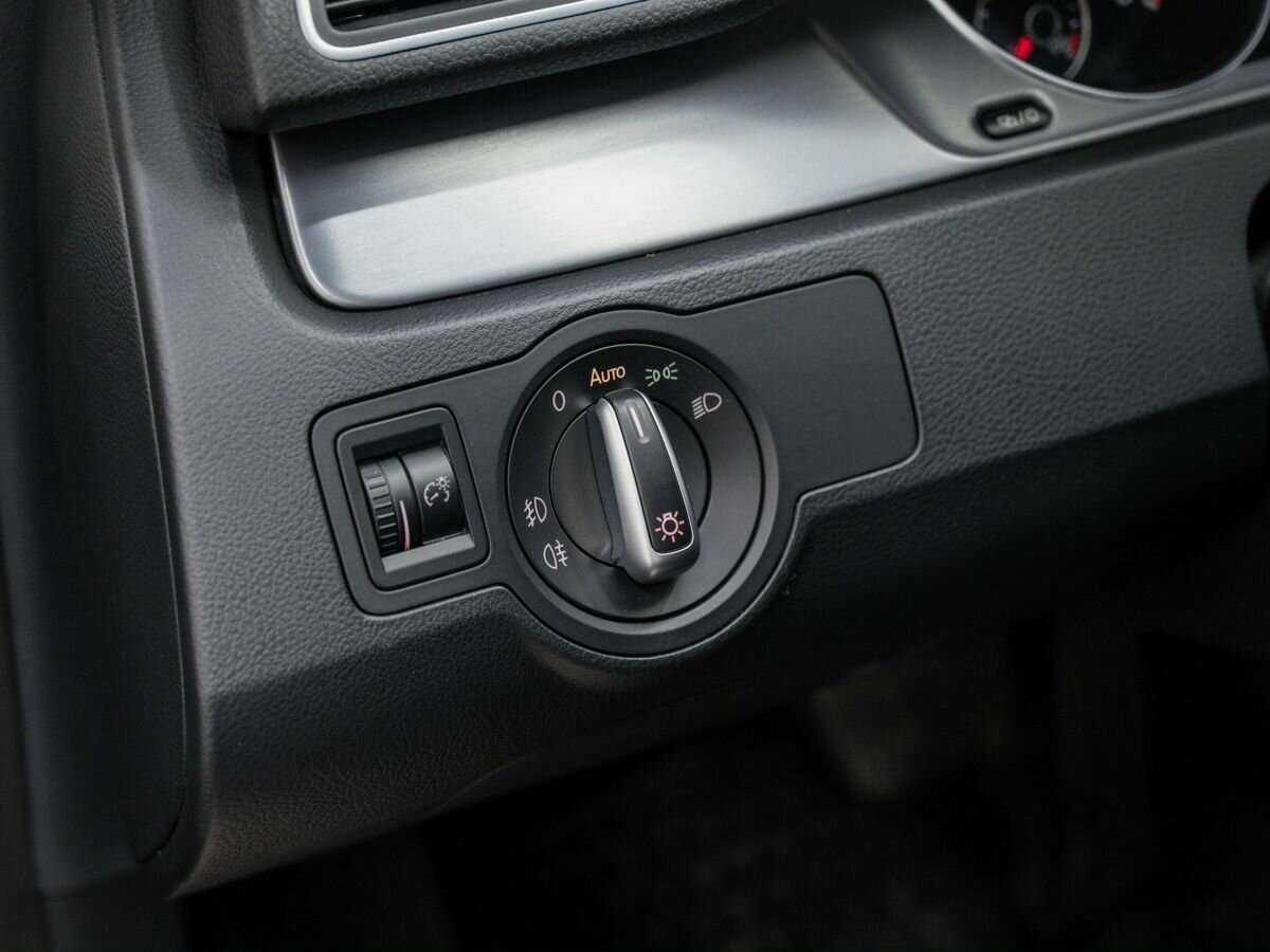 Volkswagen Passat CC, 2012 Фото №16