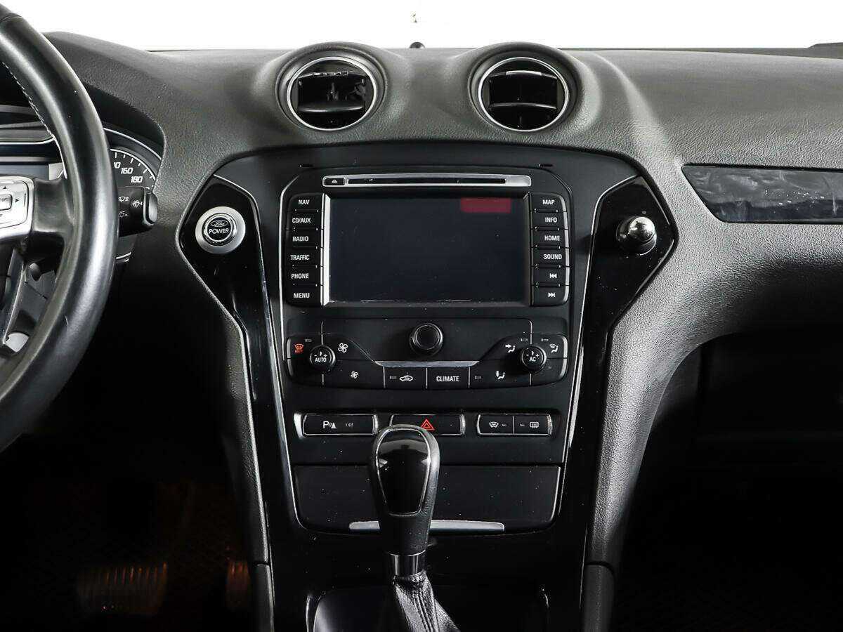 Ford Mondeo, 2013 Фото №12