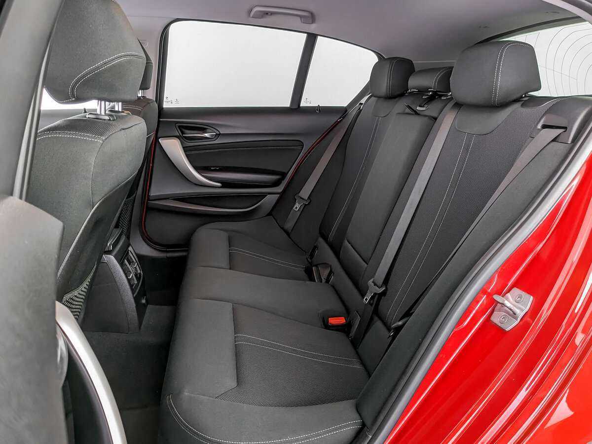 BMW 1 серии 118i, 2017 Фото №10