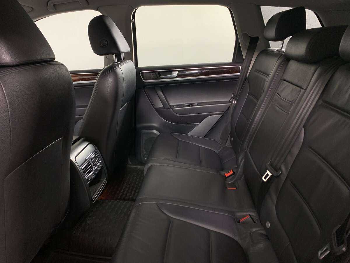 Volkswagen Touareg, 2012 Фото №17