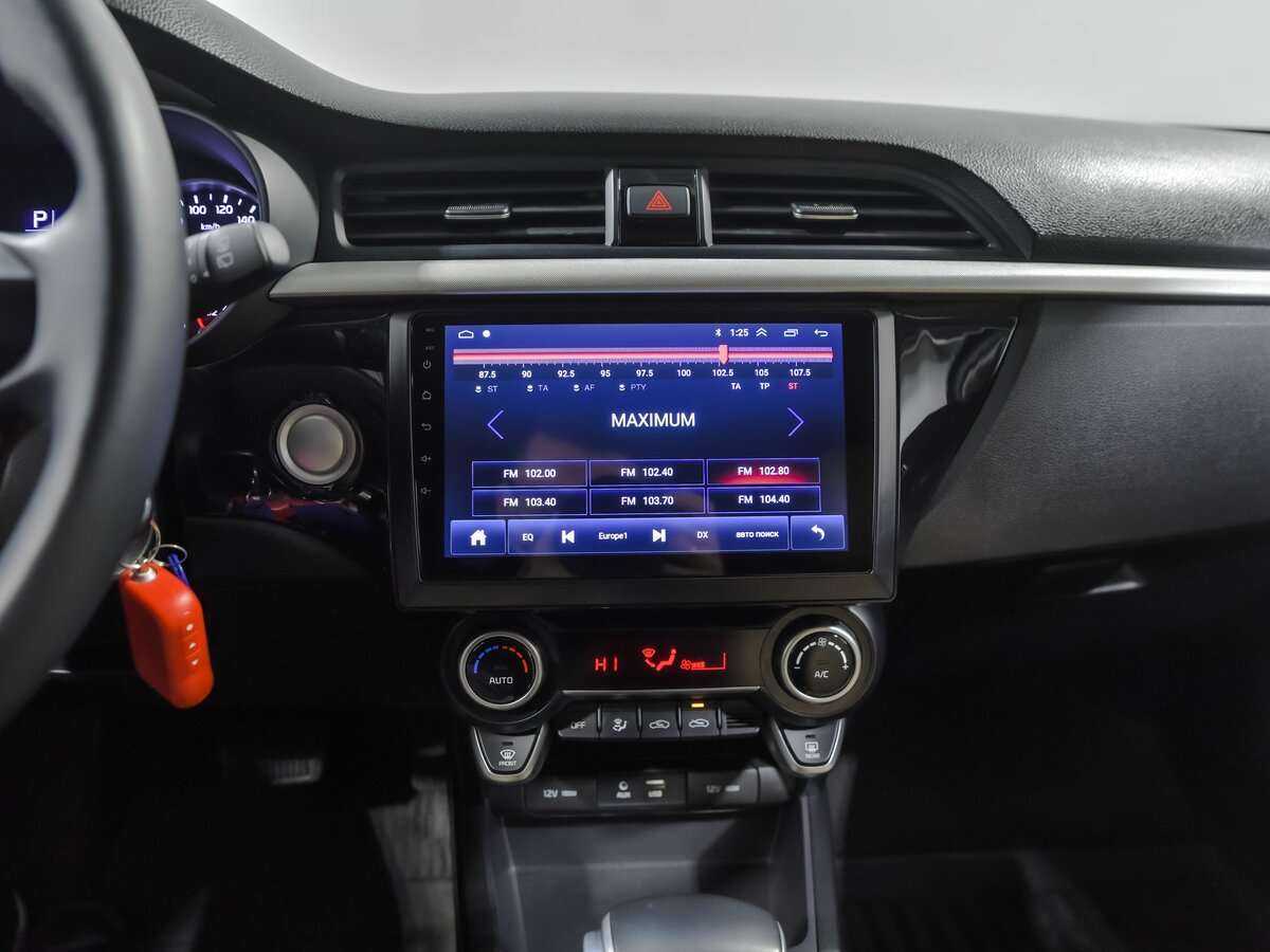 Kia Rio X-Line, 2020 Фото №9