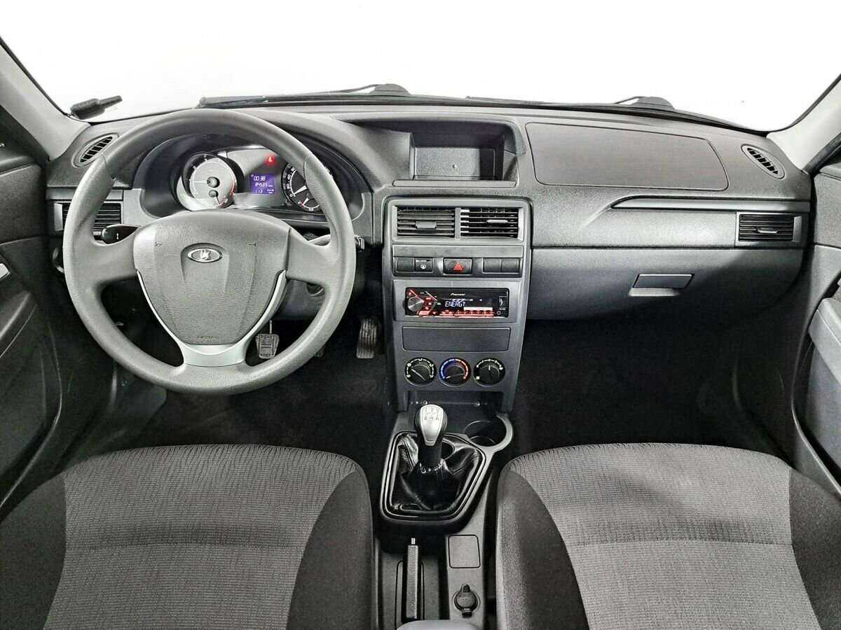 Lada (ВАЗ) Priora, 2017 Фото №12