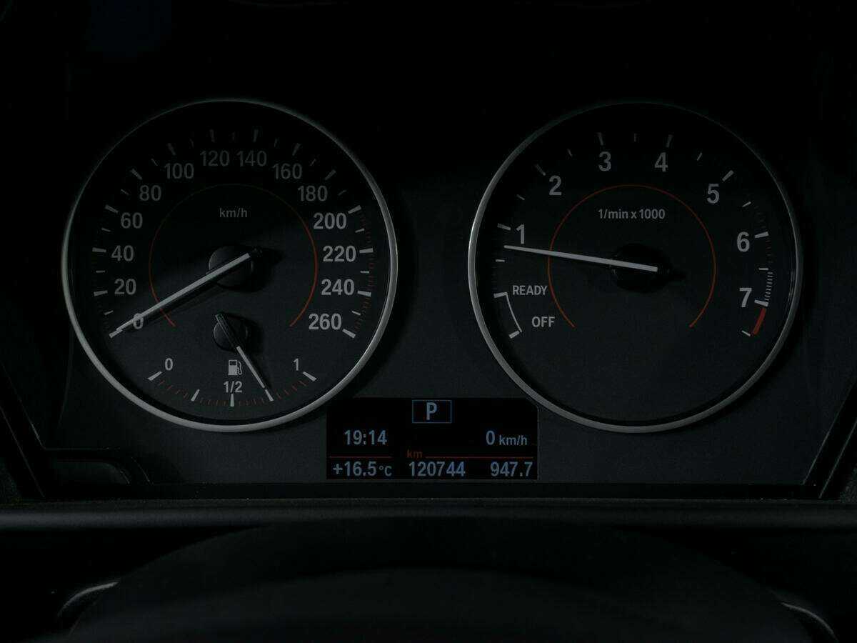 BMW 1 серии 116i, 2014 Фото №13