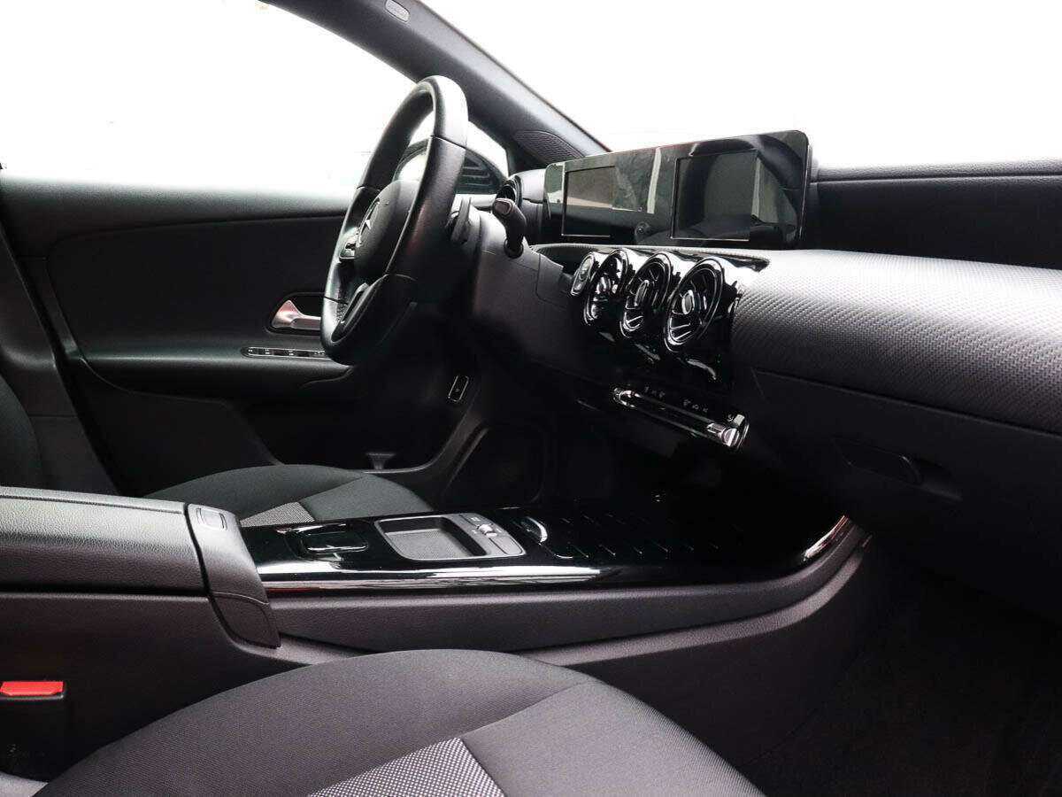 Mercedes-Benz A-Класс 200, 2019 - 100 000 км. | Фото №6