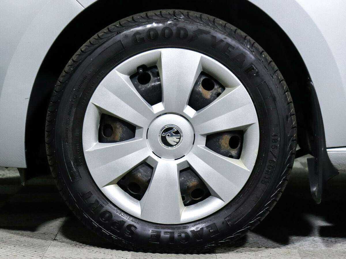 Skoda Rapid, 2016 Фото №17