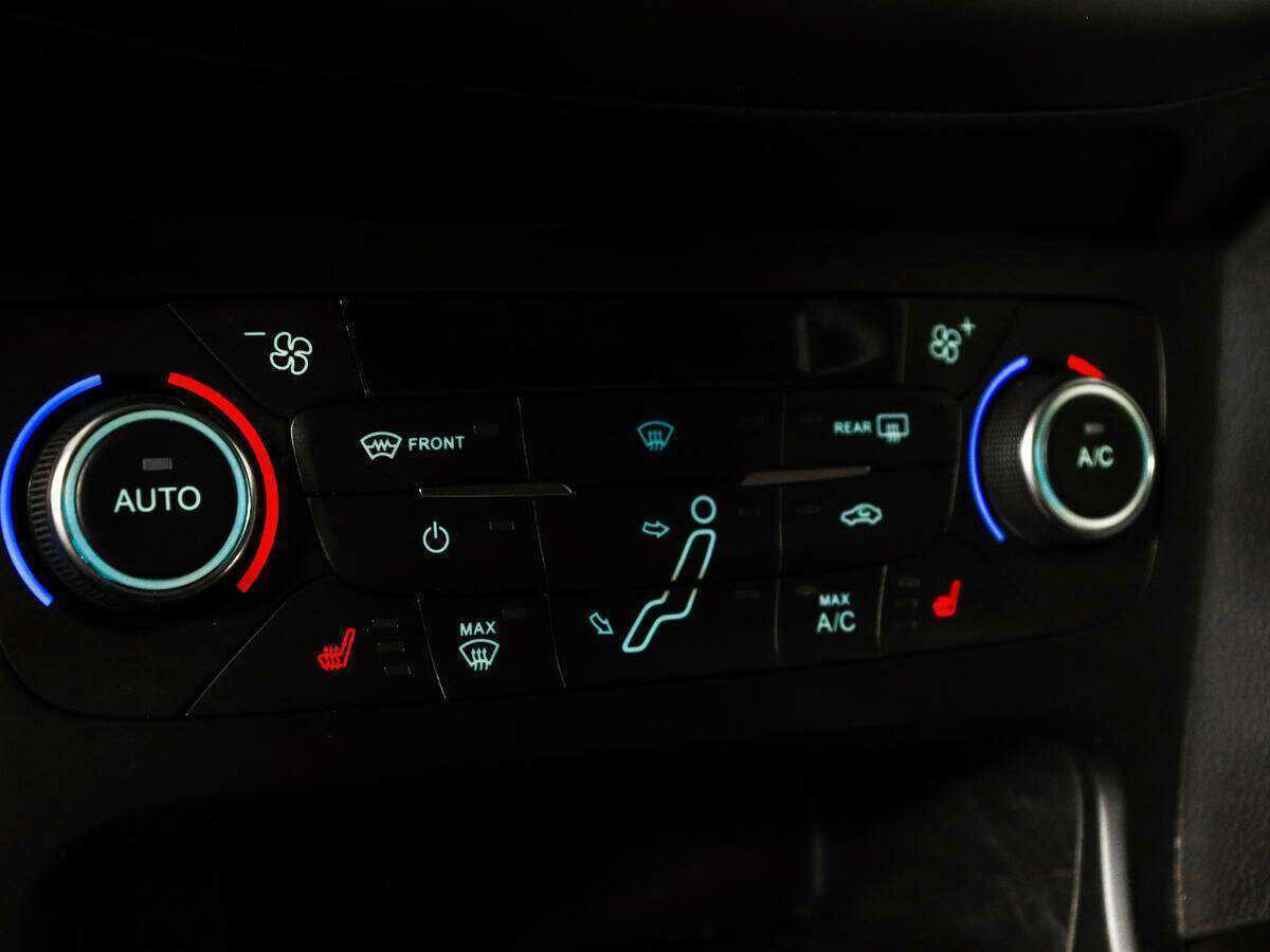 Ford Focus, 2017 Фото №15