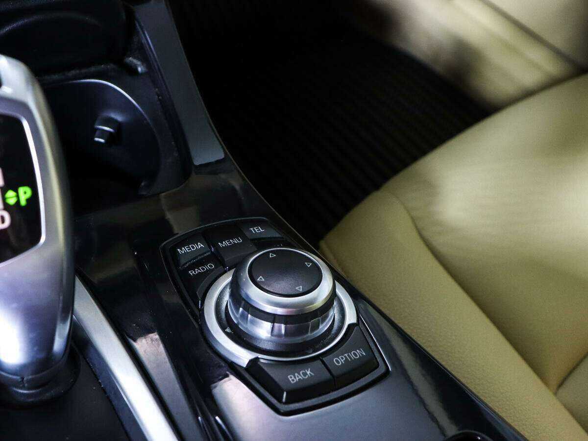 BMW 5 серии 520d, 2014 Фото №17