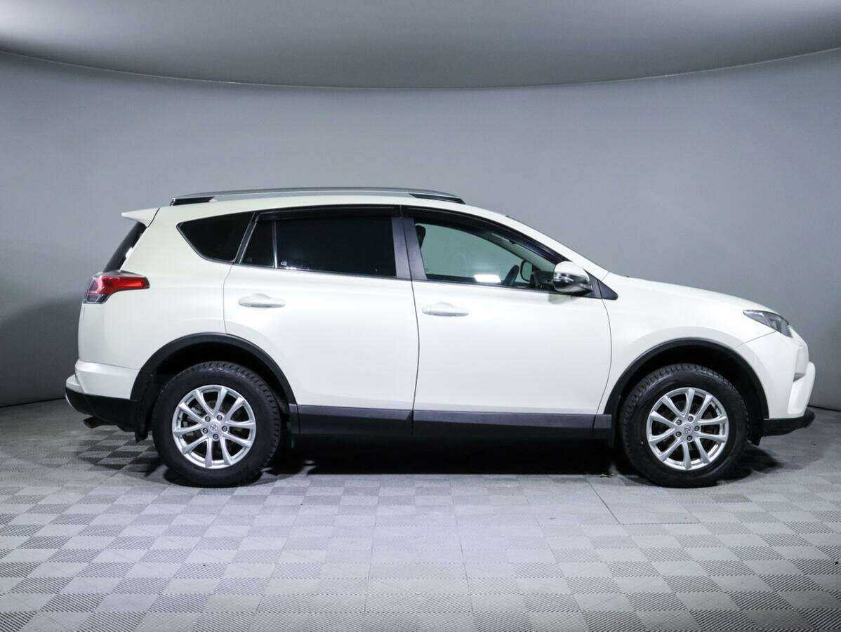 Toyota RAV4, 2017 - 130 861 км. | Фото №4