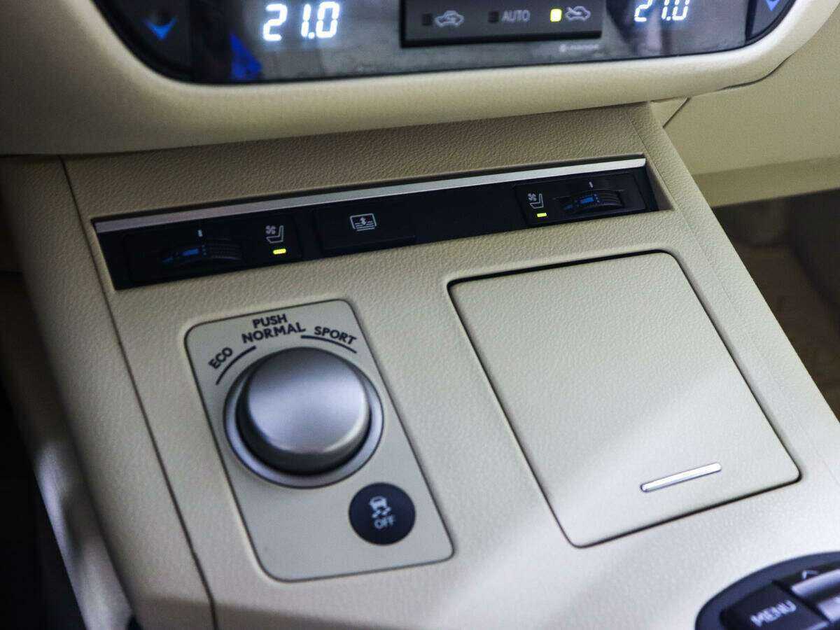 Lexus ES 350, 2013 Фото №19