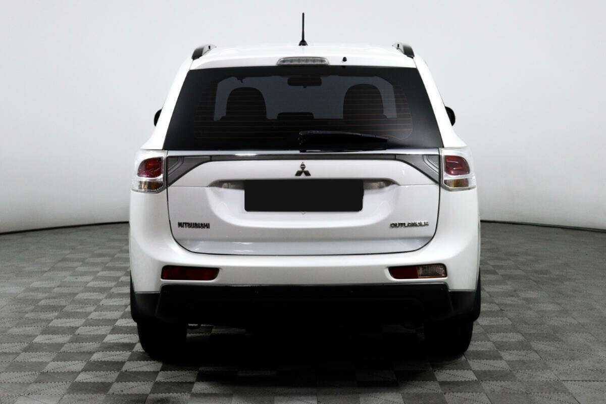 Mitsubishi Outlander, 2013 - 128 264 км. | Фото №6