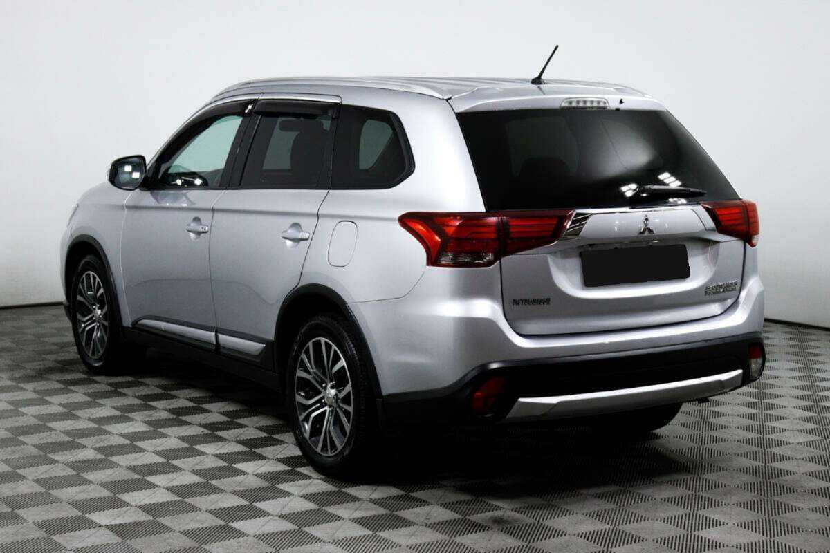 Mitsubishi Outlander, 2015 - 72 276 км. | Фото №7