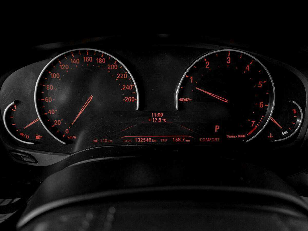 BMW 5 серии 520i, 2017 Фото №11