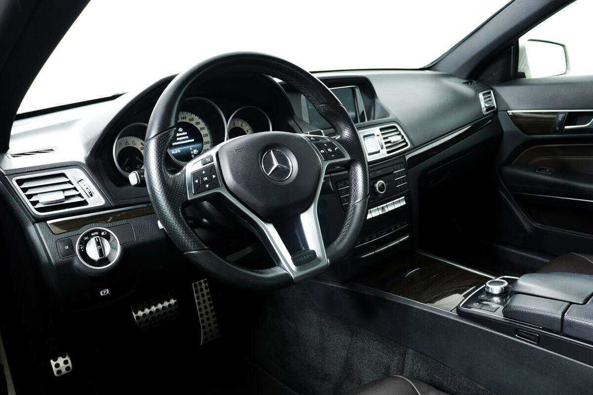 Mercedes-Benz E-Класс 200, 2015 Фото №12