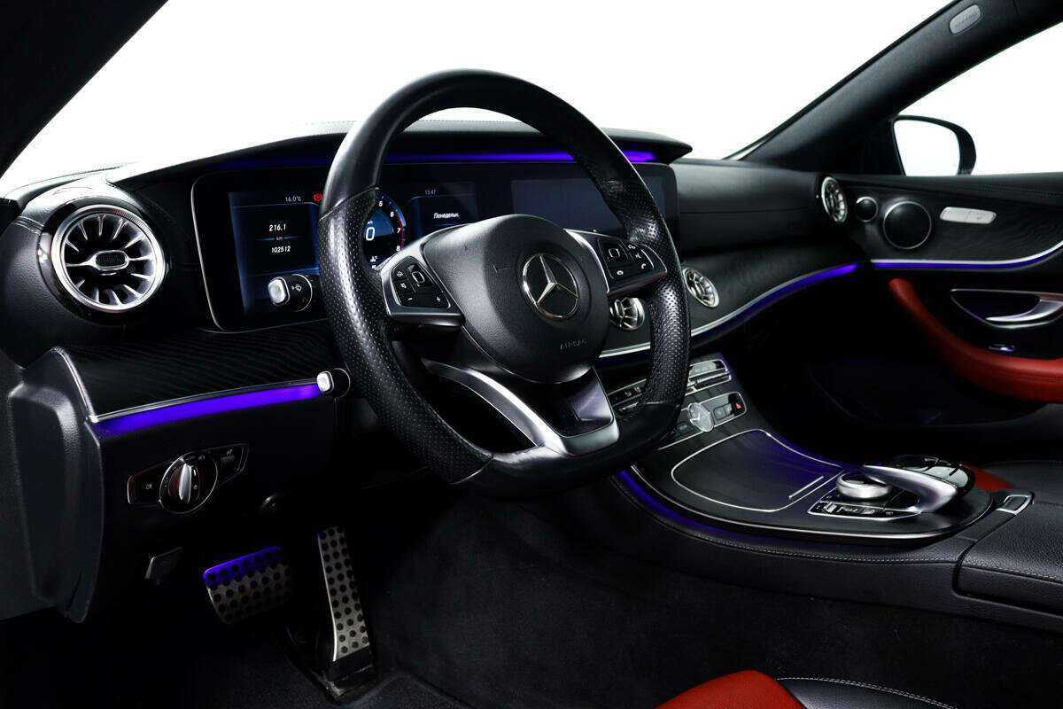 Mercedes-Benz E-Класс 200, 2017 Фото №12